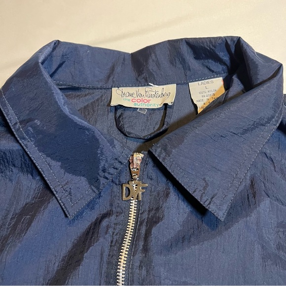 Vintage Diane Von Furstenberg Navy Long Raincoat Jacket Coat w/ Belt Size Large - Picture 3 of 12